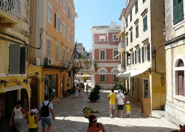 Cozy Near Historic Centre Daire *