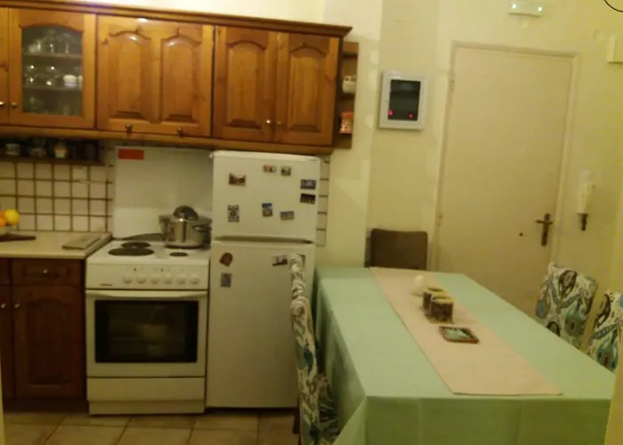 Daire Cozy Near Historic Centre
